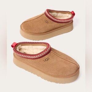 Women’s UGG Tazz platform slippers in the Chestnut - size 8